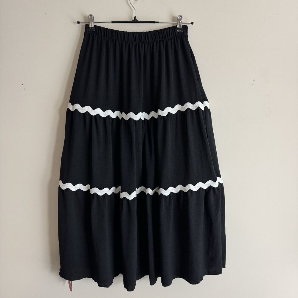 CIDER NWT Black Tiered Maxi Skirt M White Ric Rac Trim Drawstring Boho - Picture 8 of 8